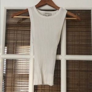 F21 contemporary ribbed tank